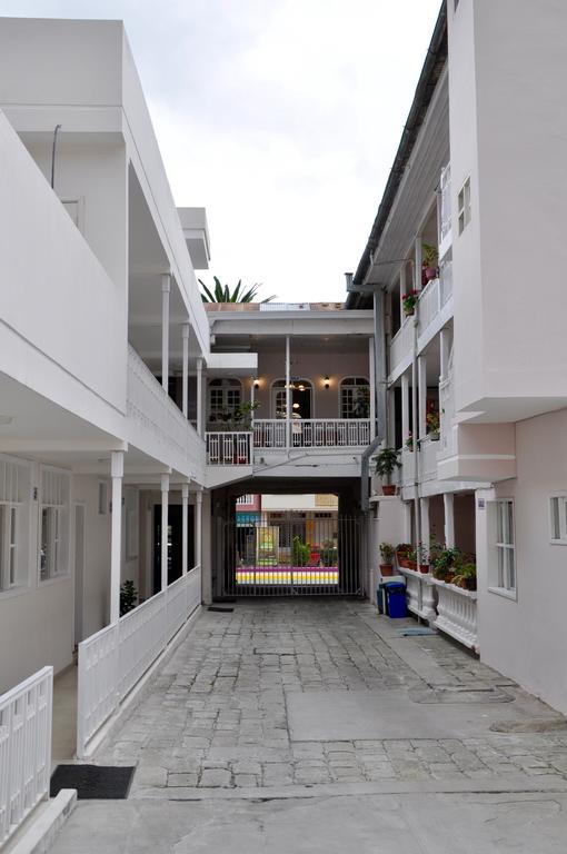 Hotel Europa อาเลาซี ภายนอก รูปภาพ